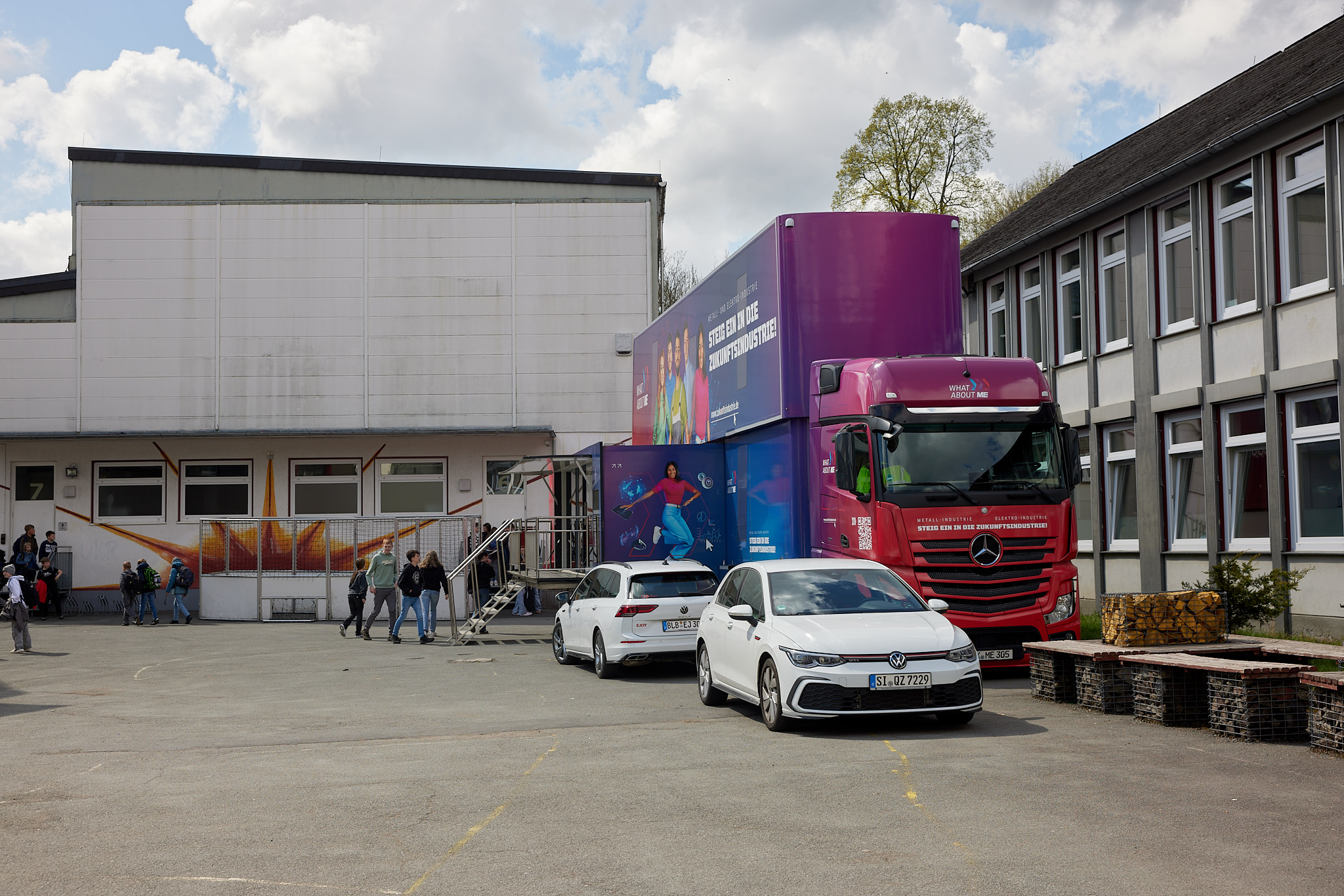 „So kommt die Zukunft ins Klassenzimmer“ – der M+E Truck am JAG